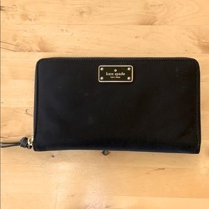 KATE SPADE Black Wallet